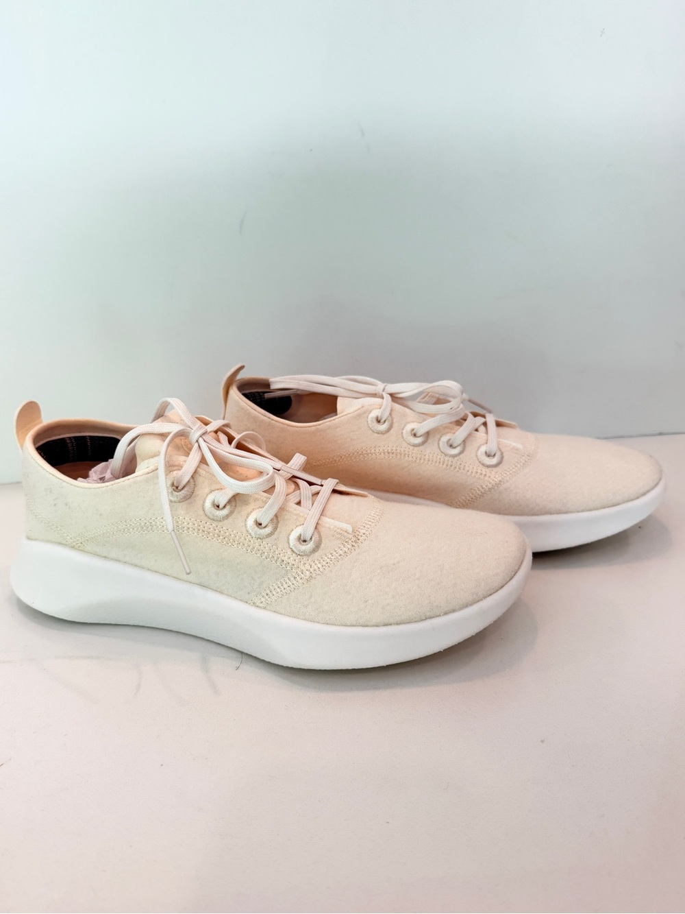 New Allbirds Super Light Flow Runners Sz 7 White Wool Women’s Lace Up NWOB